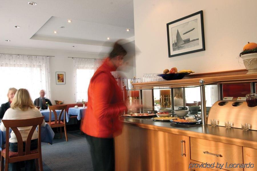 Hotel Zeppelin - Das Original FDH Ресторант снимка